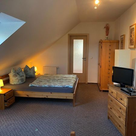 Kranich Apartment Wieck Bagian luar foto