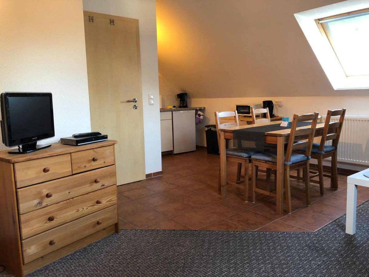 Kranich Apartment Wieck Bagian luar foto