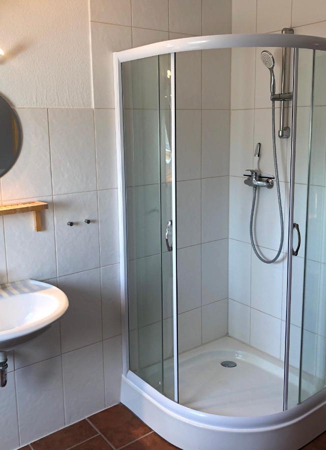 Kranich Apartment Wieck Bagian luar foto